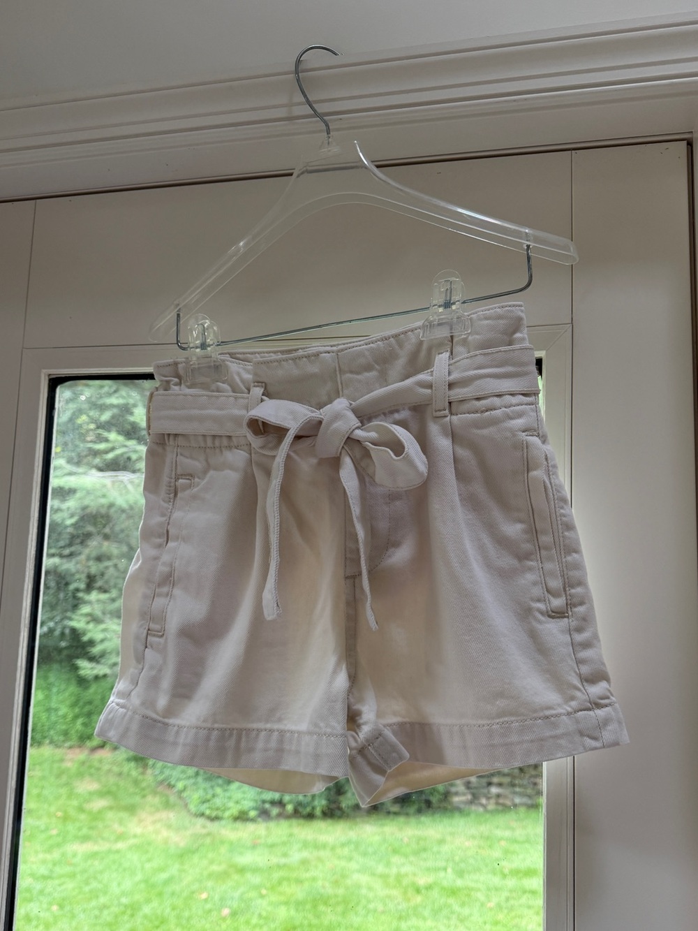 SO White High-Waist Tie-Front Women's Shorts
